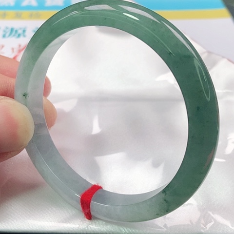 翡翠手镯未镶嵌0674号