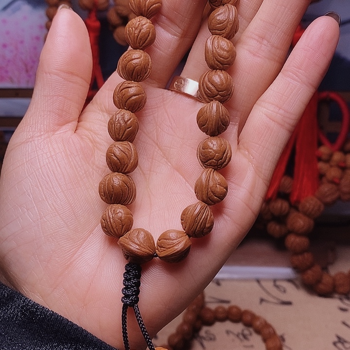 桃核吊坠龙纹桃枭