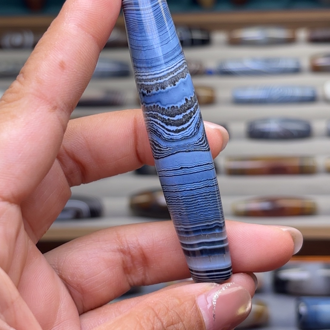 鲲***玛瑙/玉髓未镶嵌颈饰