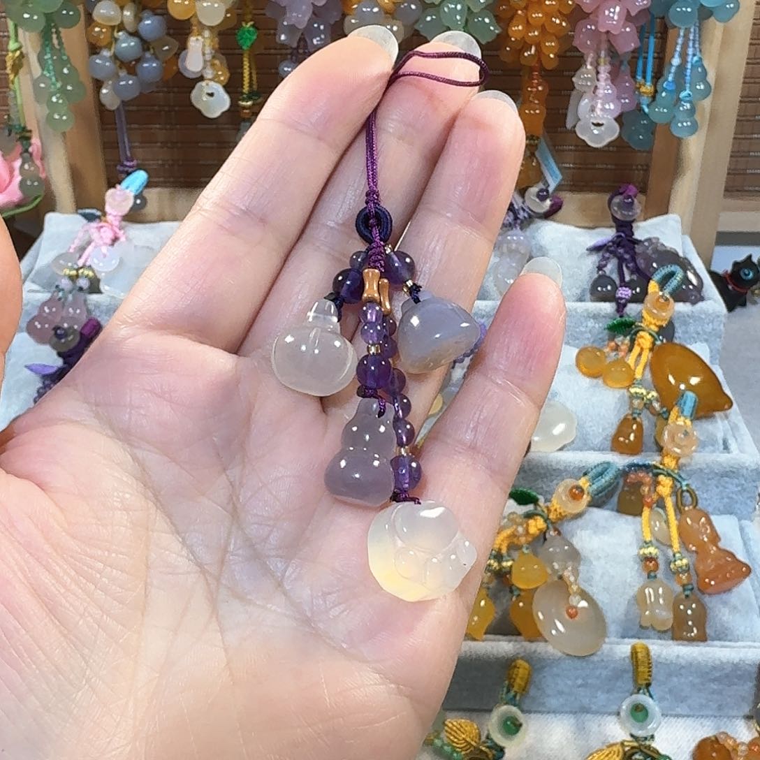 玛瑙/玉髓天然玉髓玛瑙通货料子不挑不拣带有包容点未镶嵌