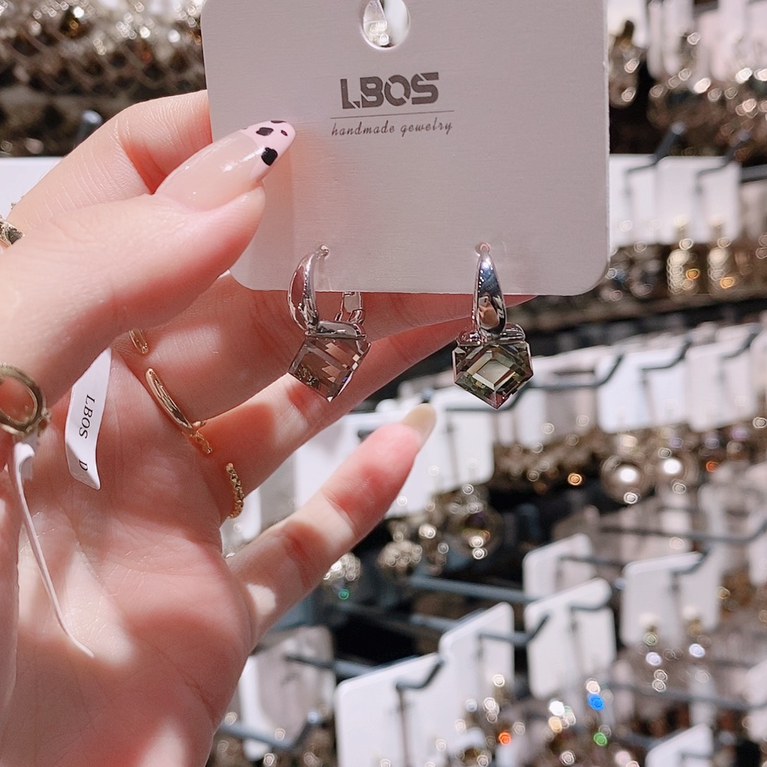 锆石铜合金925银银色