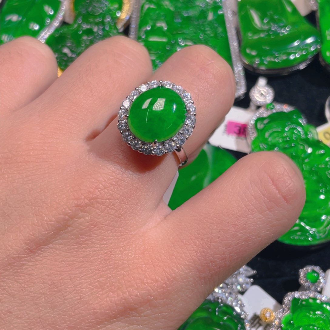 翡翠颈饰未镶嵌保a保真天然翡翠