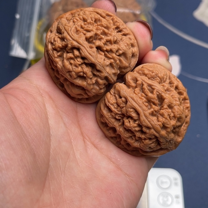 文玩核桃把件粗筋41