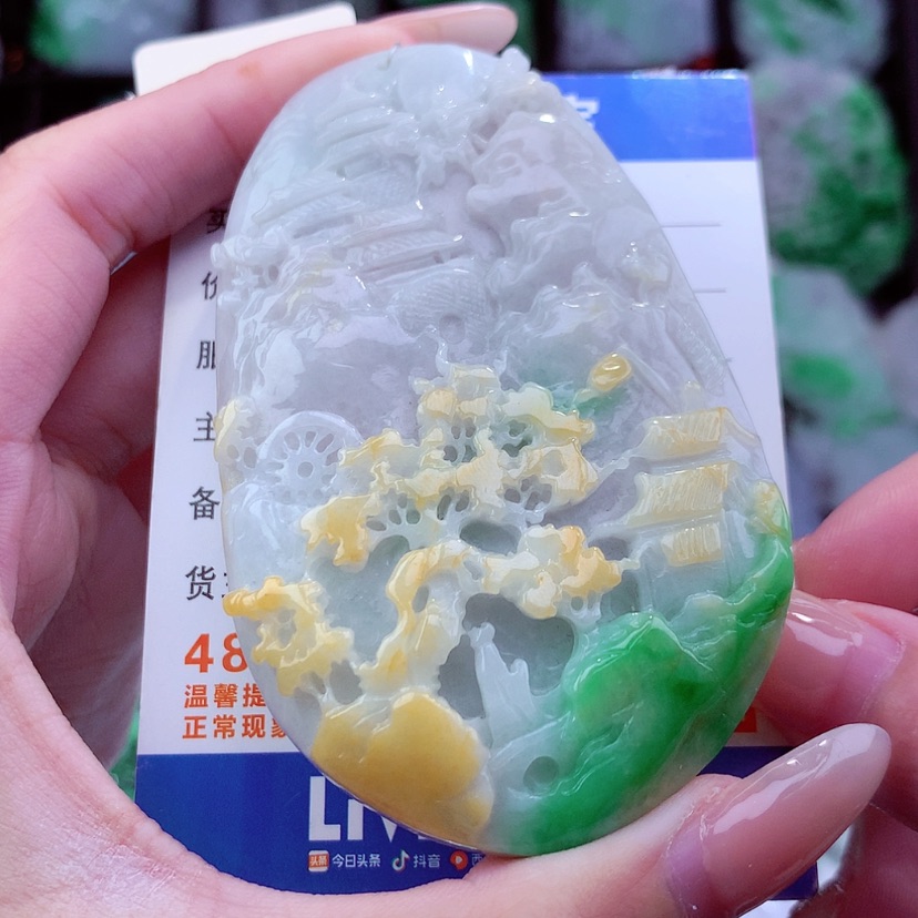【闪购商品】翡翠颈饰未镶嵌天然