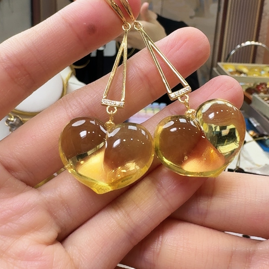 琥珀未镶嵌颈饰耳坠