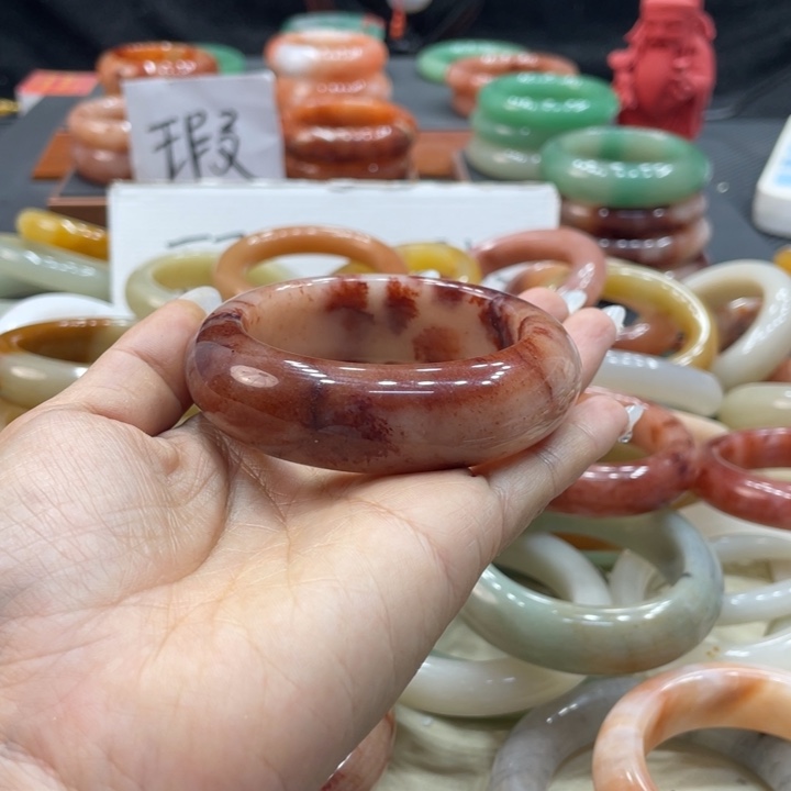 星***回石英质玉钛钢珠宝奇石