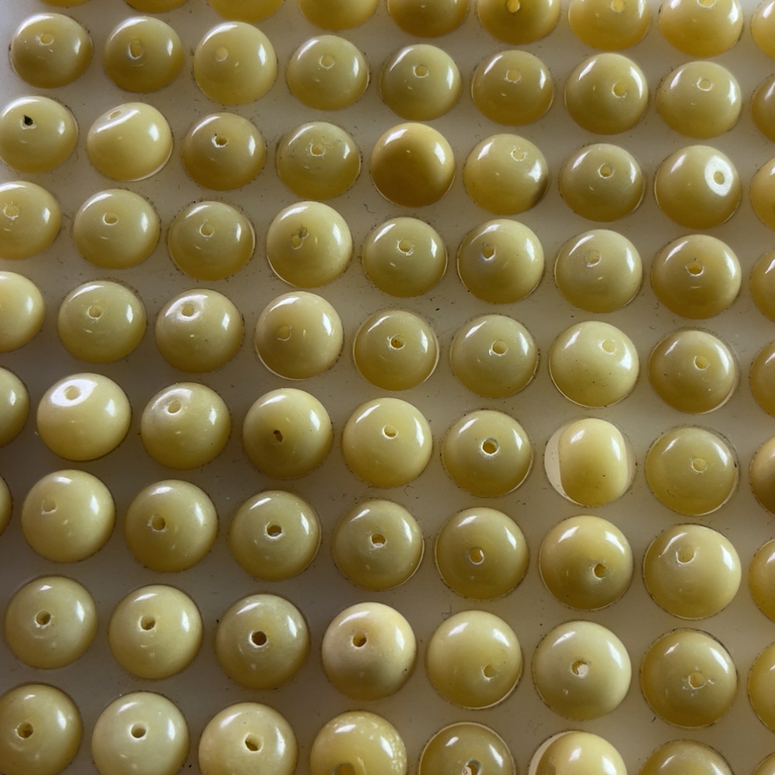 白玉菩提吊坠瑕疵11-8风化奶黄苹果200颗