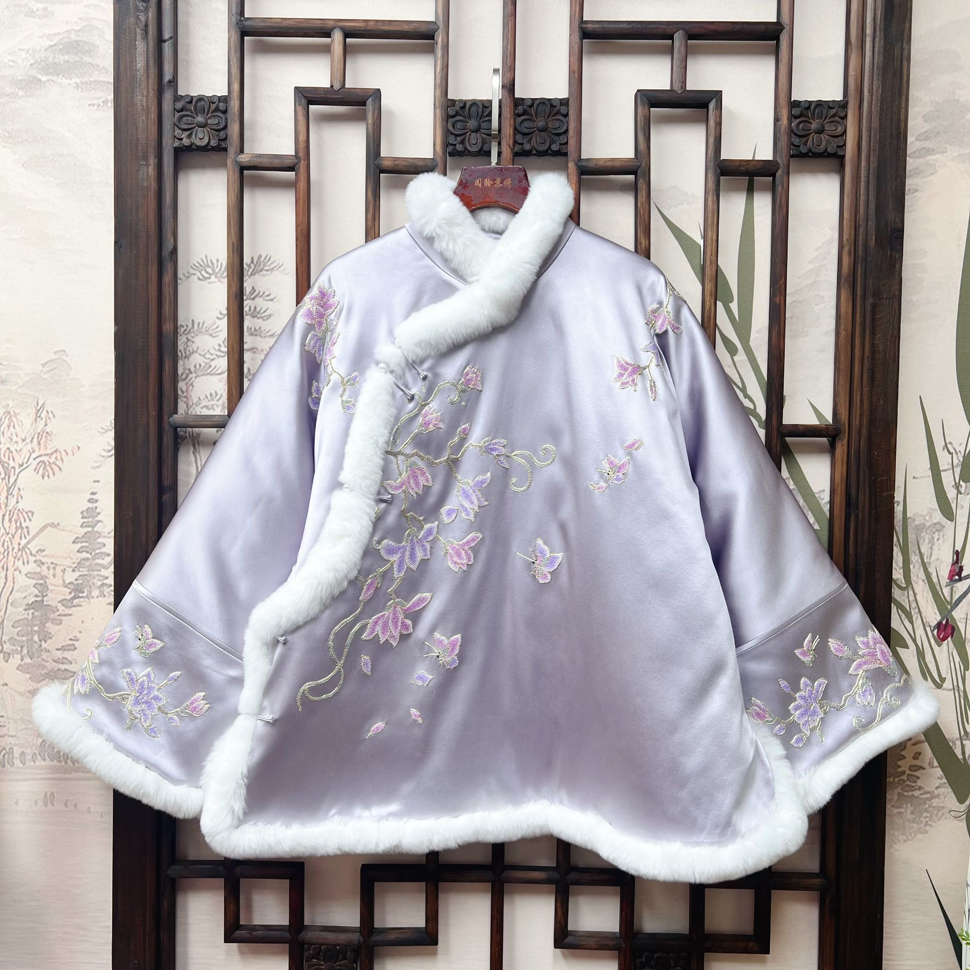  【阅聆】桑蚕丝手工苏绣国风新中式古典冬款太太服