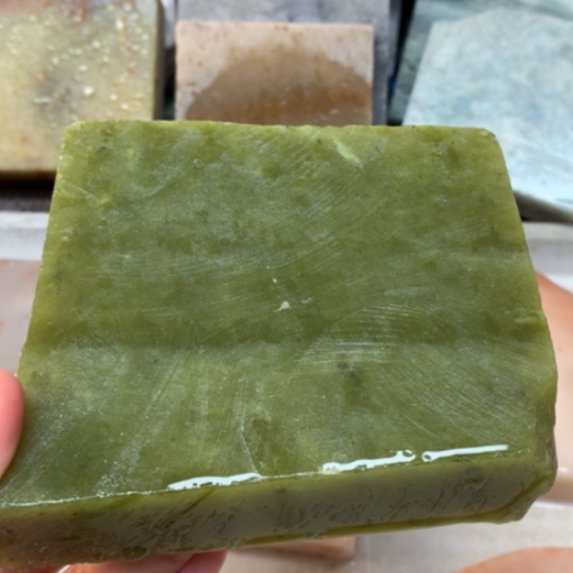 【闪购商品】未镶嵌手镯石英岩玉牛油果