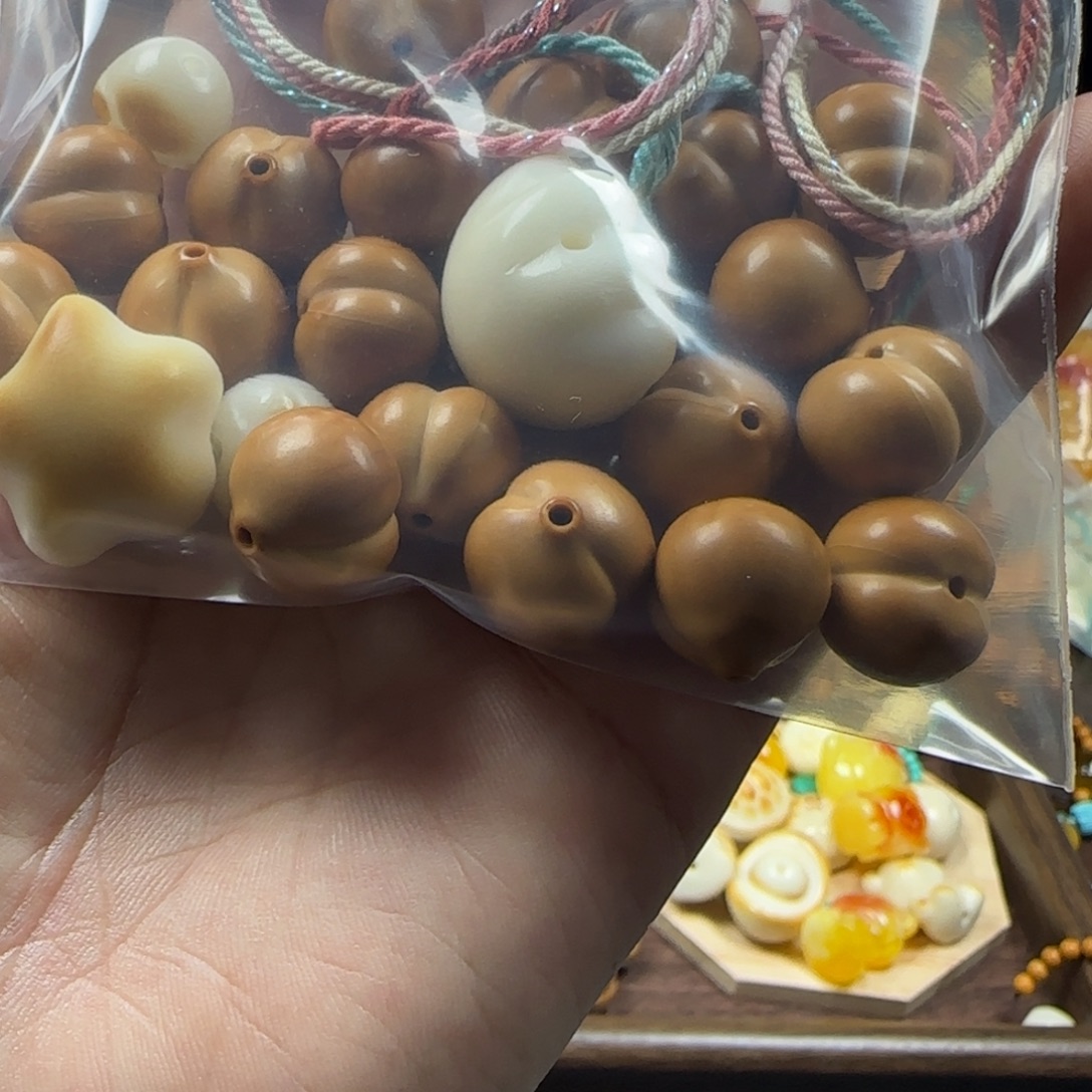 Z***T猴头核桃吊坠原皮原色