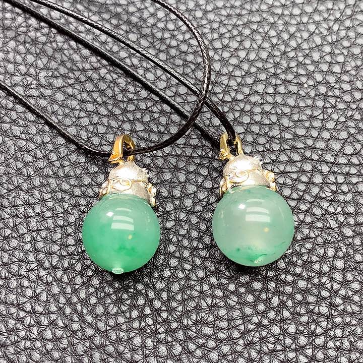 石英质玉未镶嵌颈饰S****扬