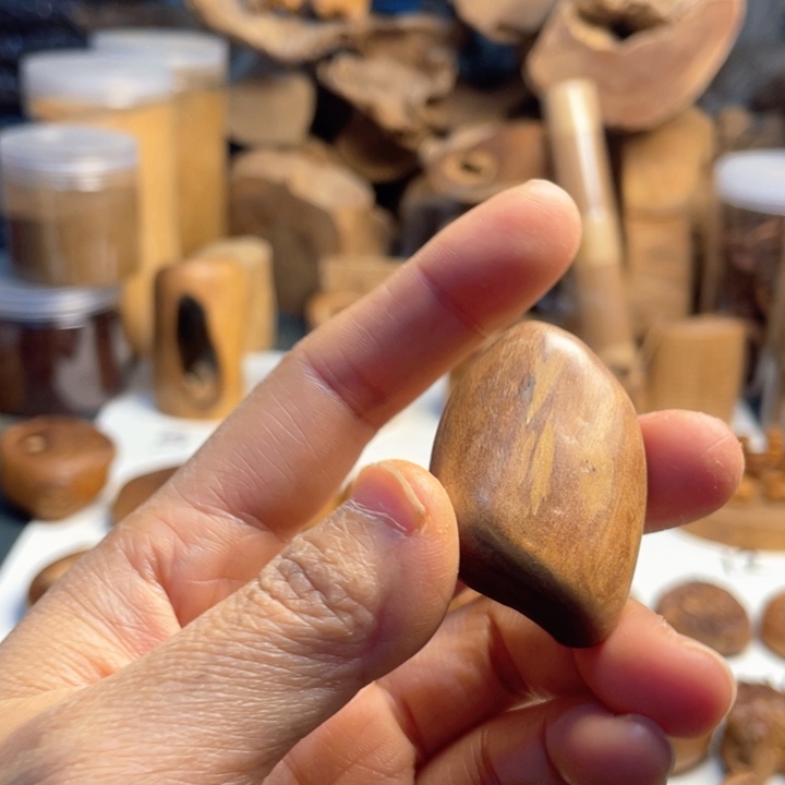 檀香木原汁原味老山檀香