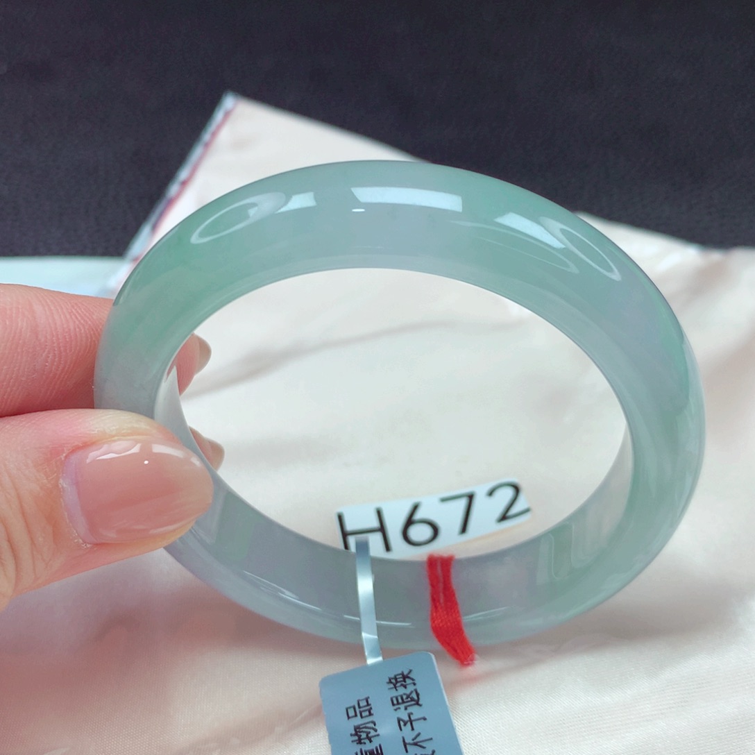 翡翠手镯未镶嵌手镯88