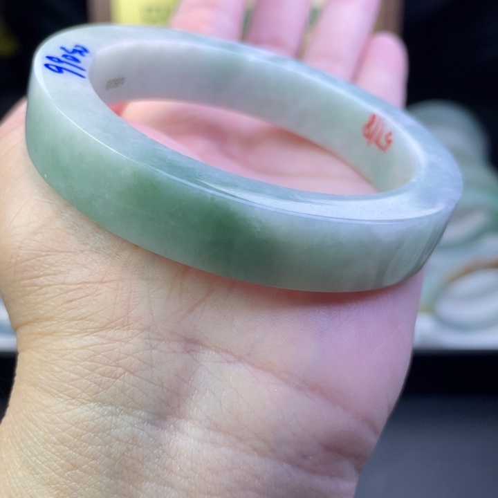 定制翡翠未镶嵌正圈