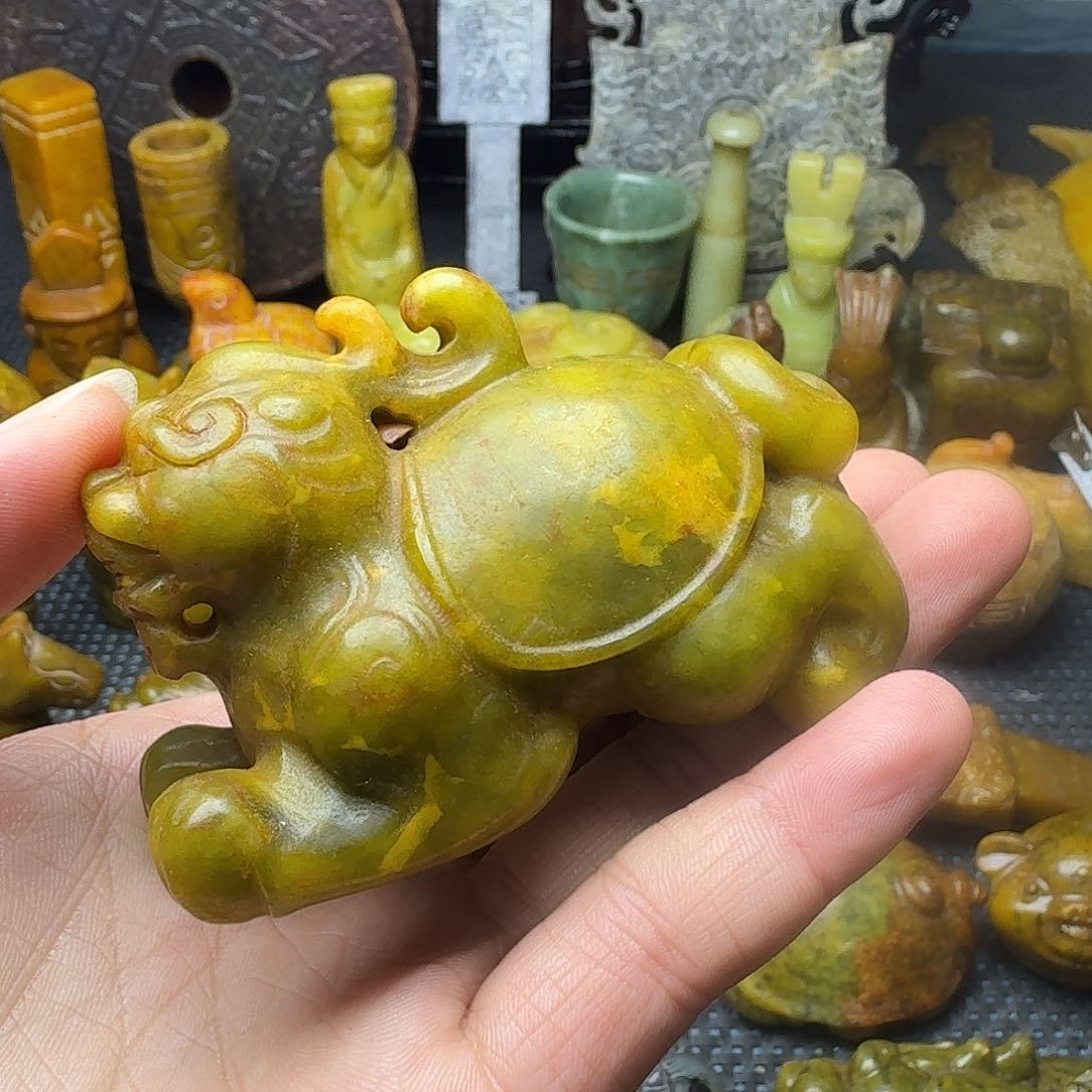 白玉菩提吊坠。。。