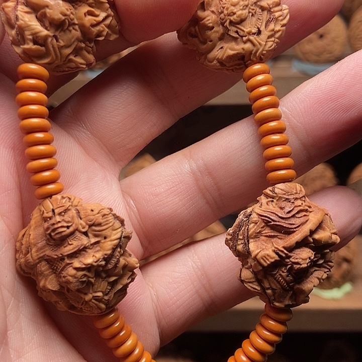 桃核福利四大天王