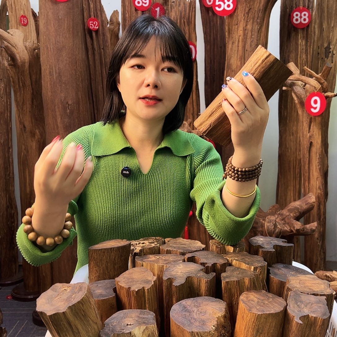 沉香碎屑沉香天然沉香原材料高品质