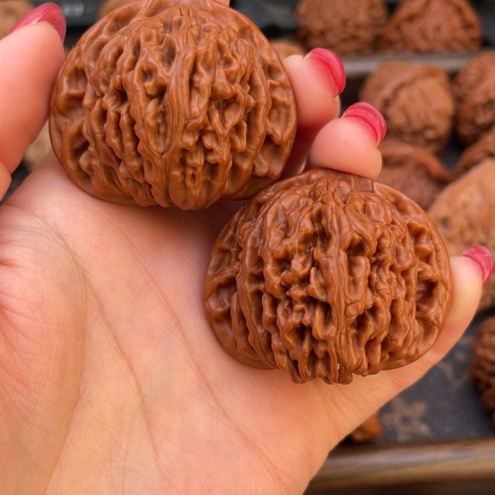 文玩核桃吊坠四座楼狮子头