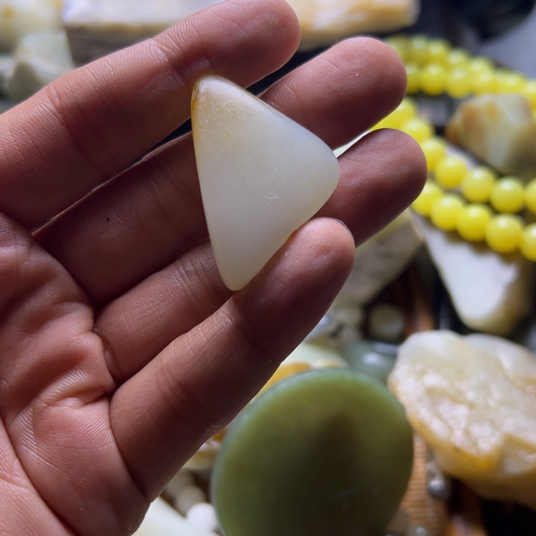 已***年和田玉（糖玉）未镶嵌挂件