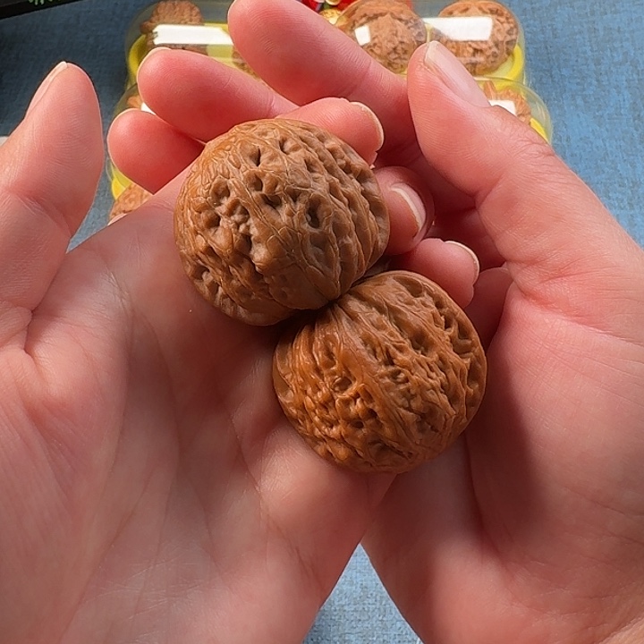 文玩核桃把件铁锤妹妹39肚40