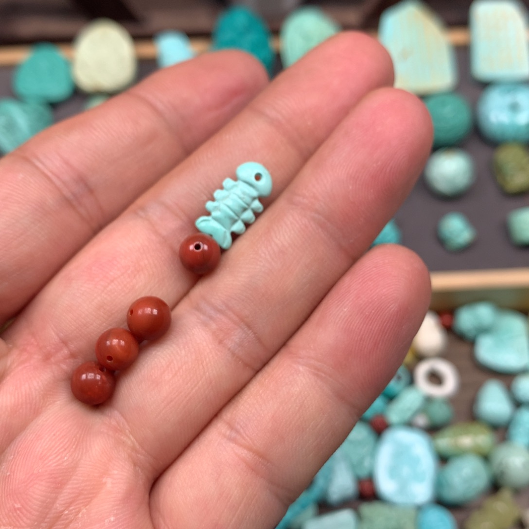 南红玛瑙雕刻未镶嵌