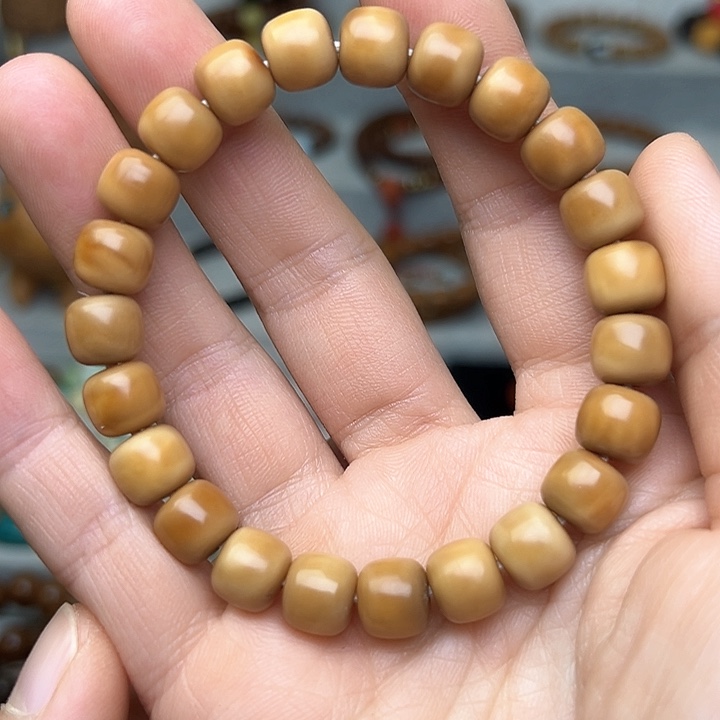 菩提根/象牙果吊坠9.6m m龙脊老料单圈