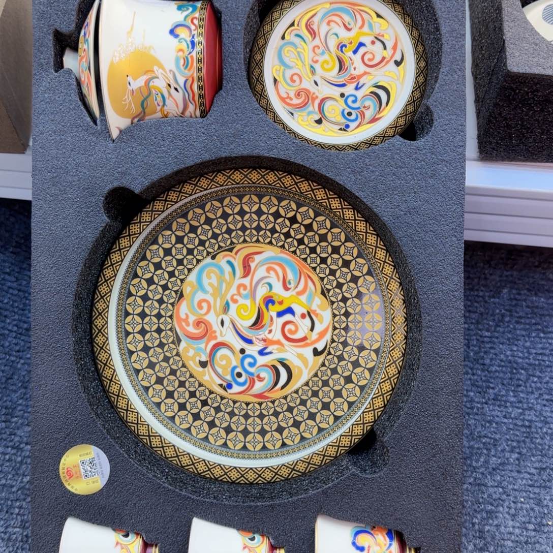 这些盖碗真好看！！！