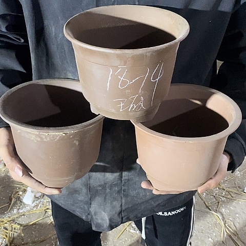 紫砂中国宜兴紫砂花盆，