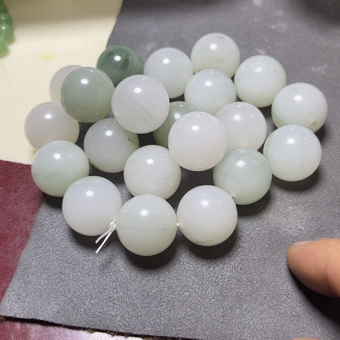 石英质玉手链未镶嵌