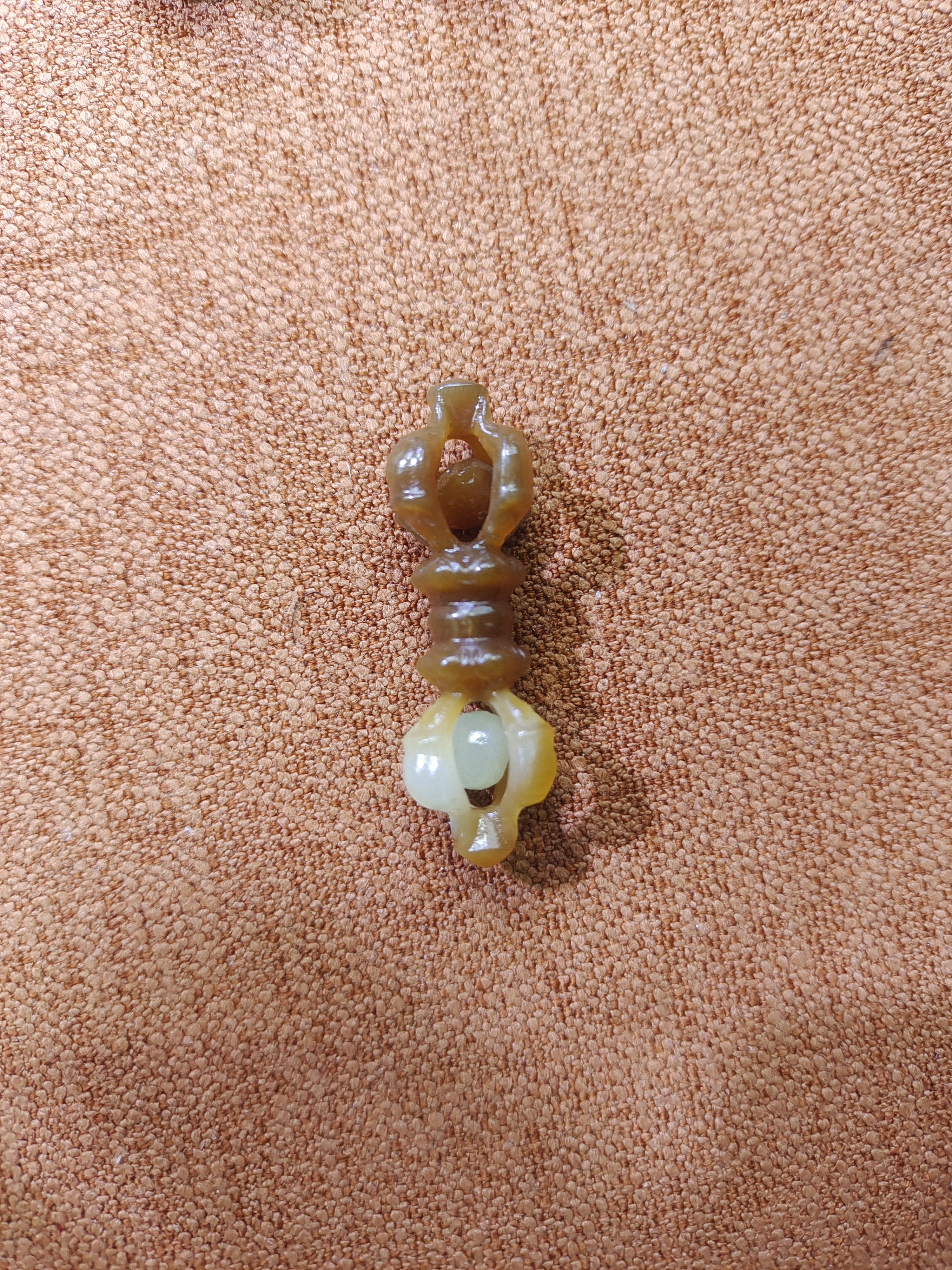 和田玉金刚杵吊坠