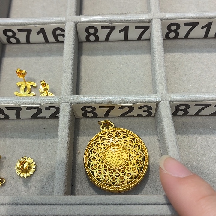 铜合金8723强保色发    1  个壹笔壹吊坠