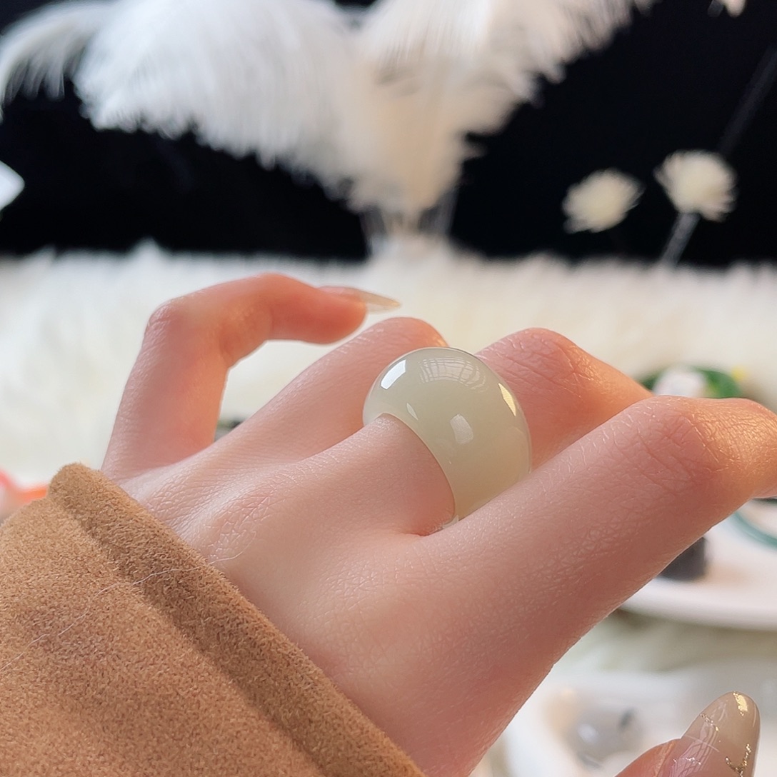 和田玉未镶嵌戒指k39浅晴水馒头17.1mm