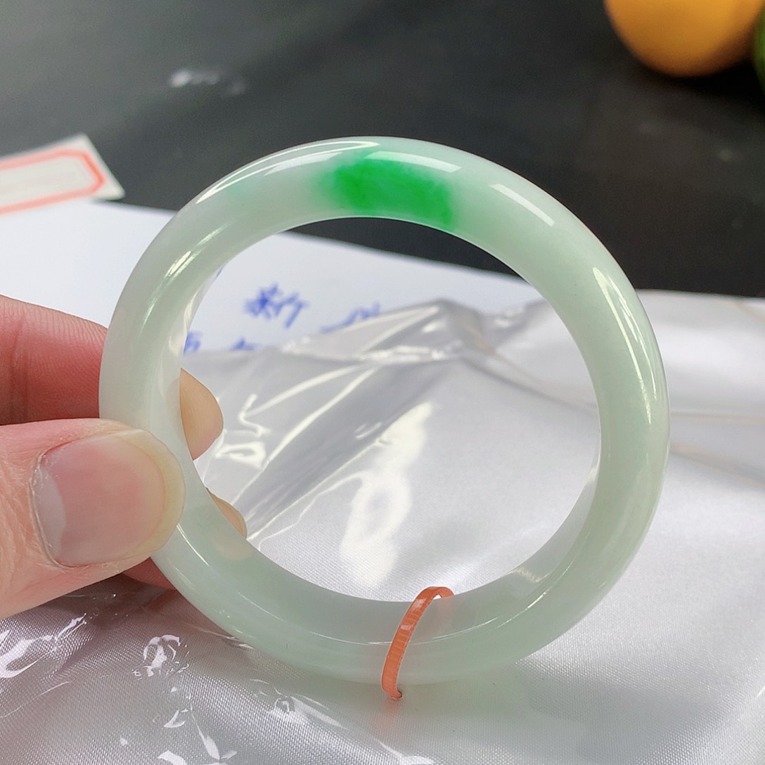 翡翠手镯未镶嵌107缅甸天然翡翠A货