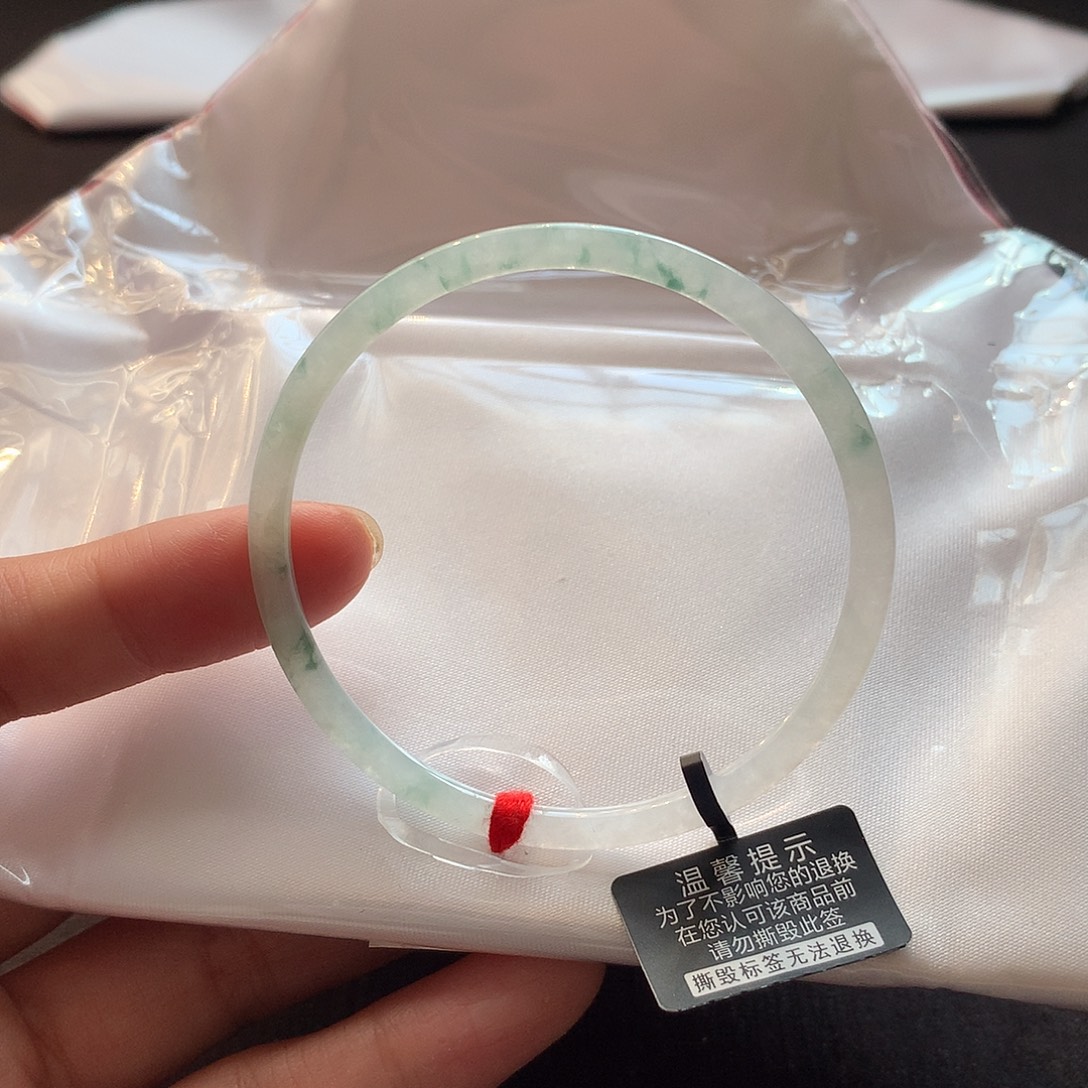 翡翠未镶嵌手镯51.9