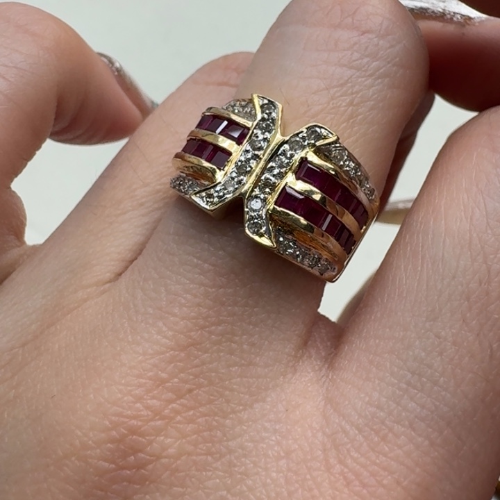 红宝石戒指未镶嵌