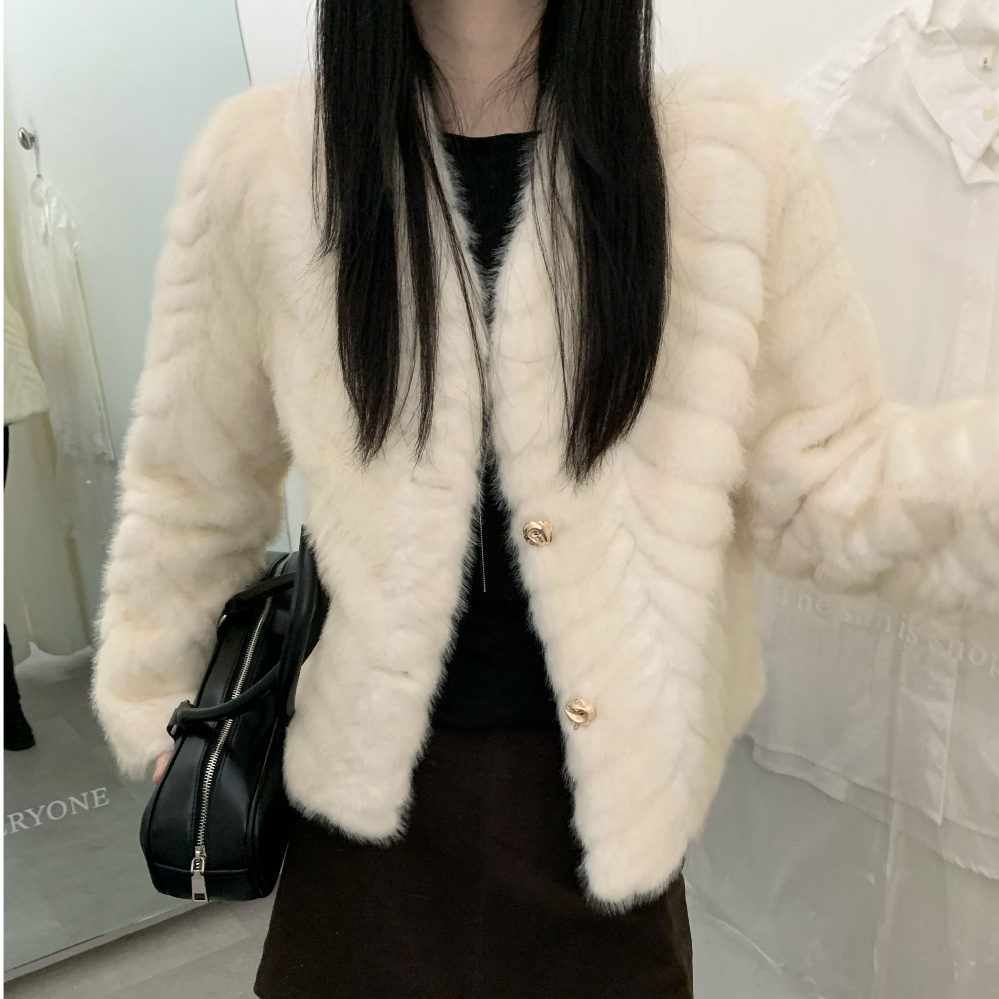 L S 轻熟风短外套 秋冬短款休闲短外套浪漫风白色时尚毛绒LS8182