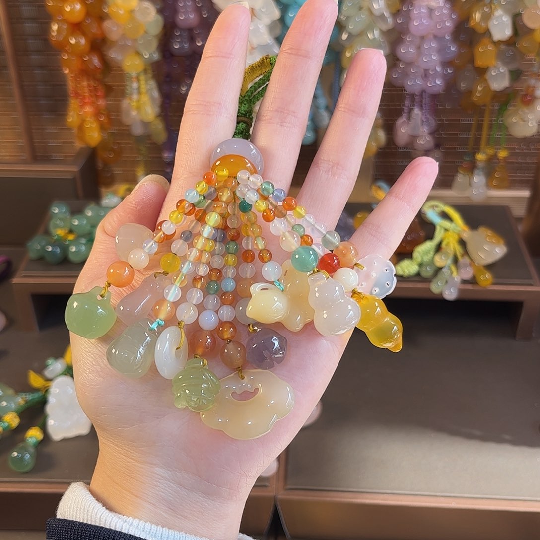 三***姐玛瑙/玉髓未镶嵌车挂钥匙扣