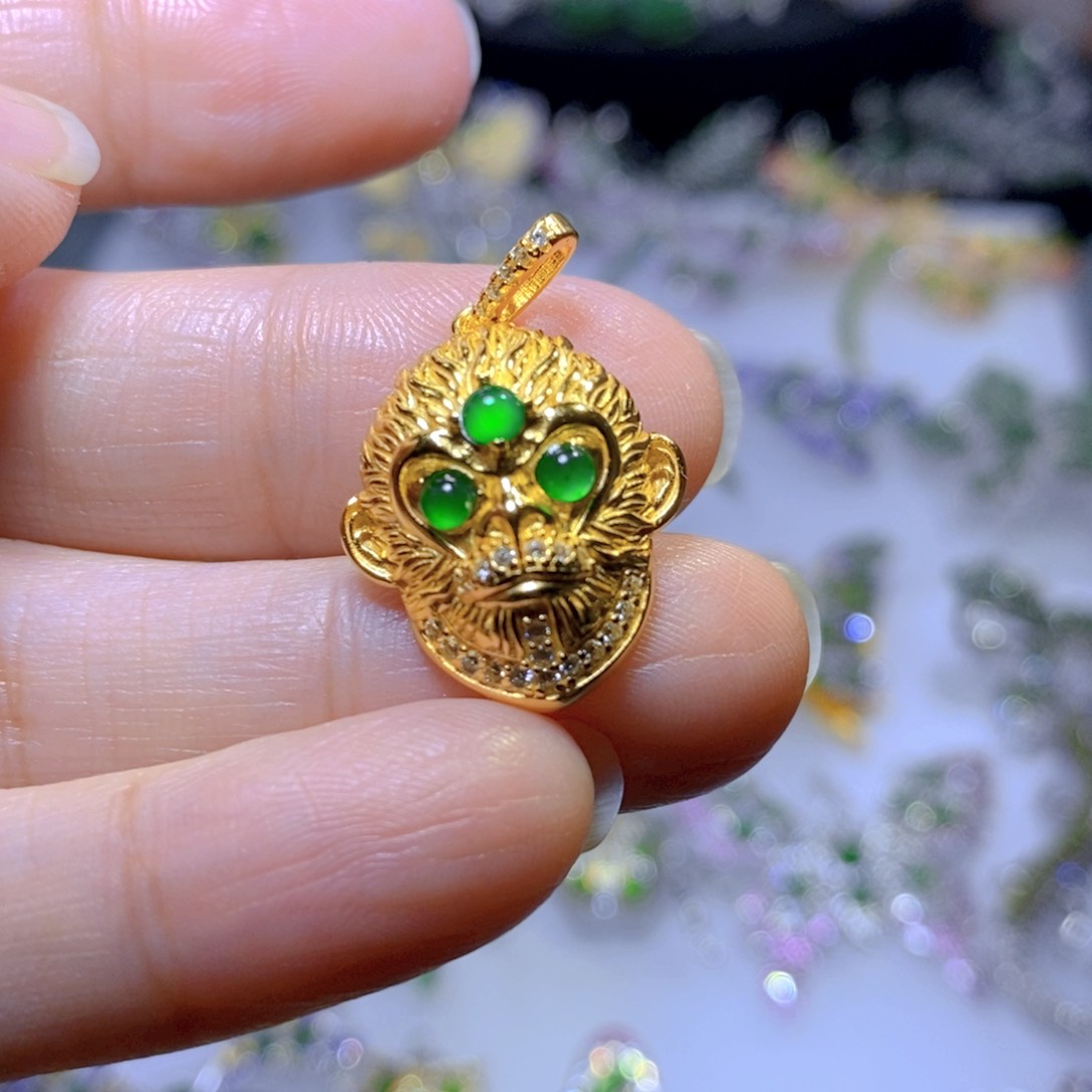 翡翠颈饰银S925镶嵌天然翡翠