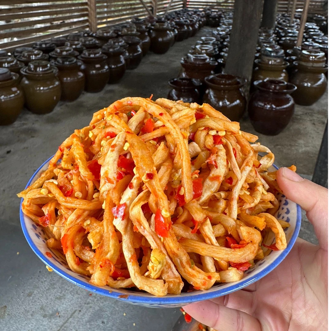 湖南农家无油无糖坛香萝卜条香辣脆爽250克-500克一瓶