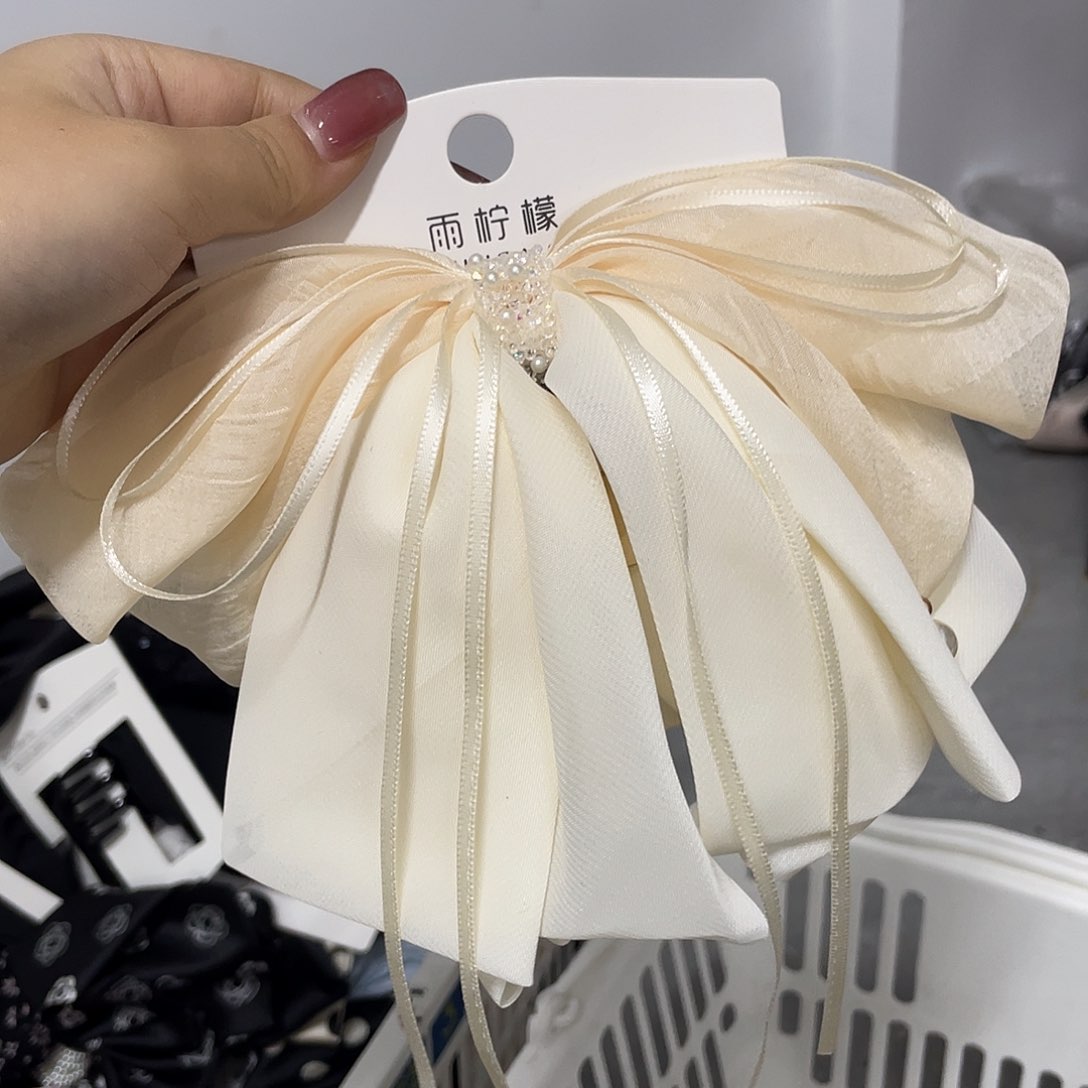 非金属亚克力浅肤色