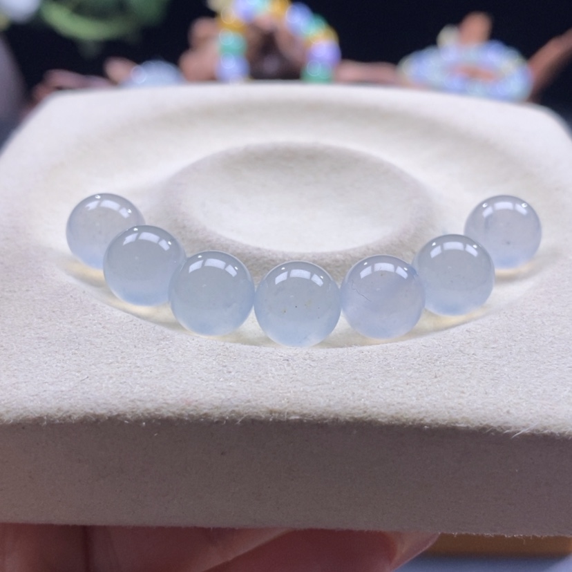 【闪购商品】翡翠颈饰未镶嵌翡翠冰淡蓝珠卡10+，只发一颗