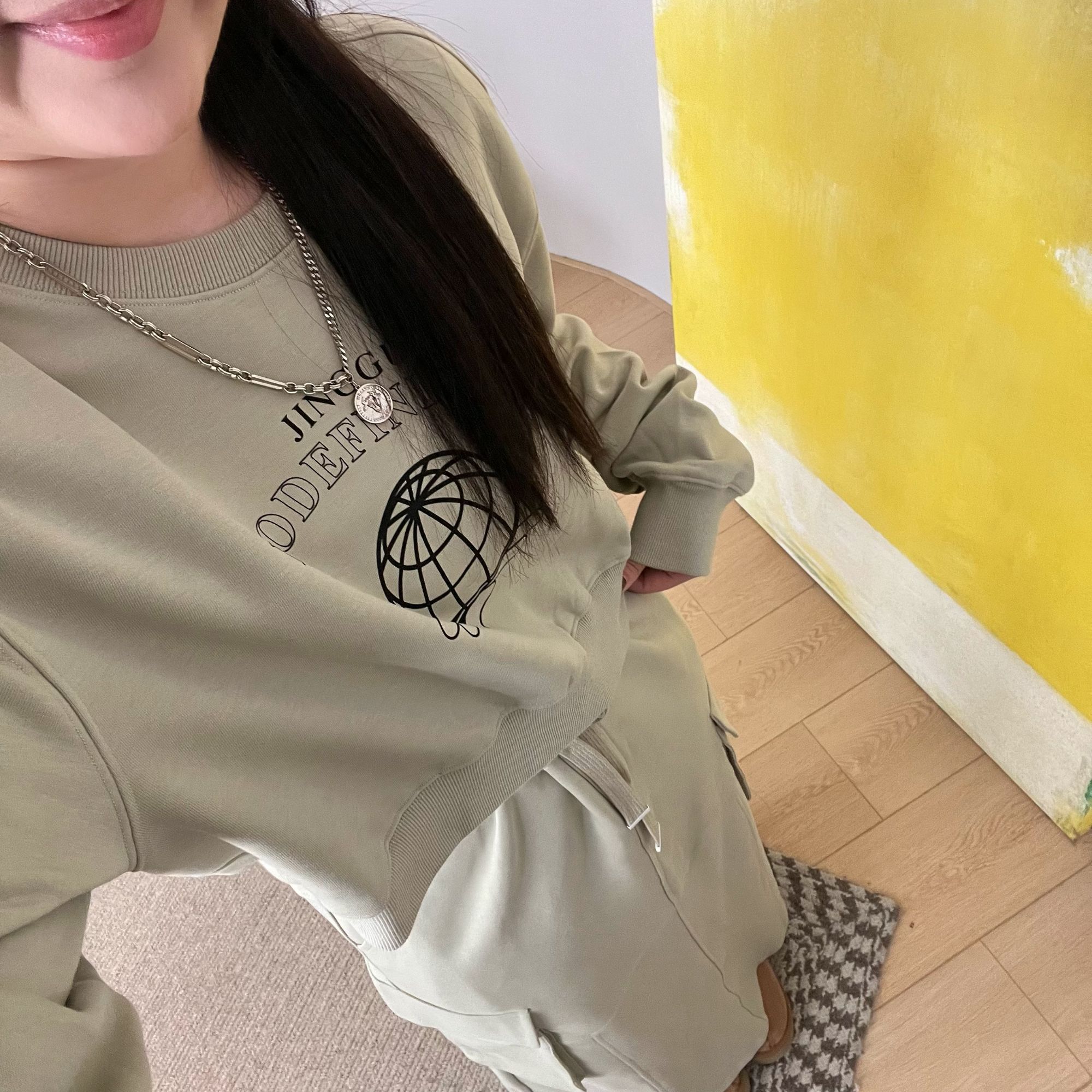 晶咕白标~圆领短卫衣+中长款卫衣半身裙2件套女