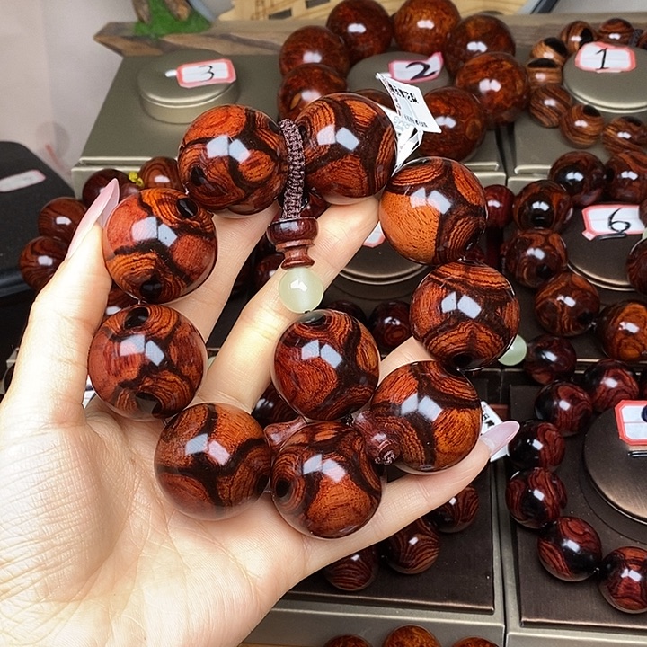 山***边花梨木类手串/手链