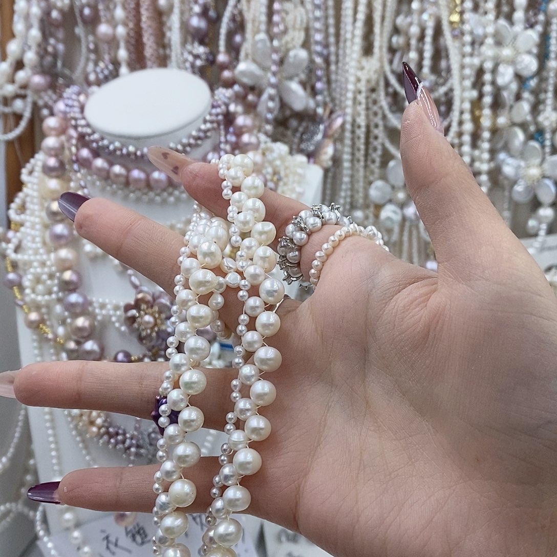 J***e银S925镶嵌淡水珍珠耳饰