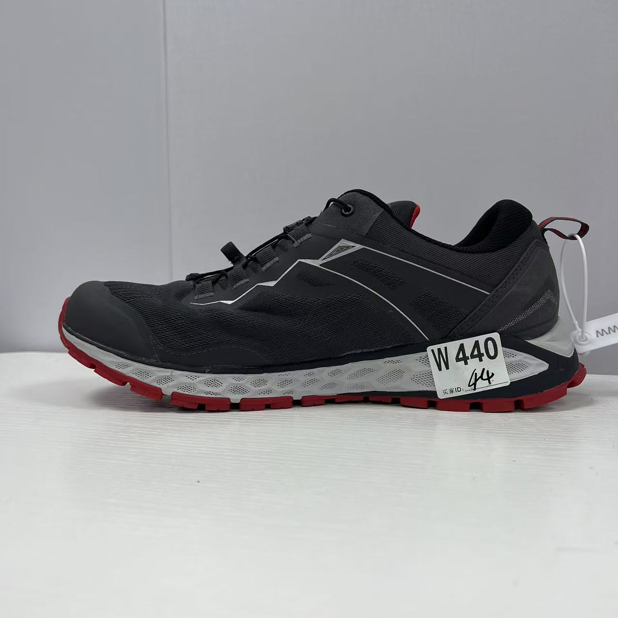 3-新款户外运动百搭休闲鞋 W440