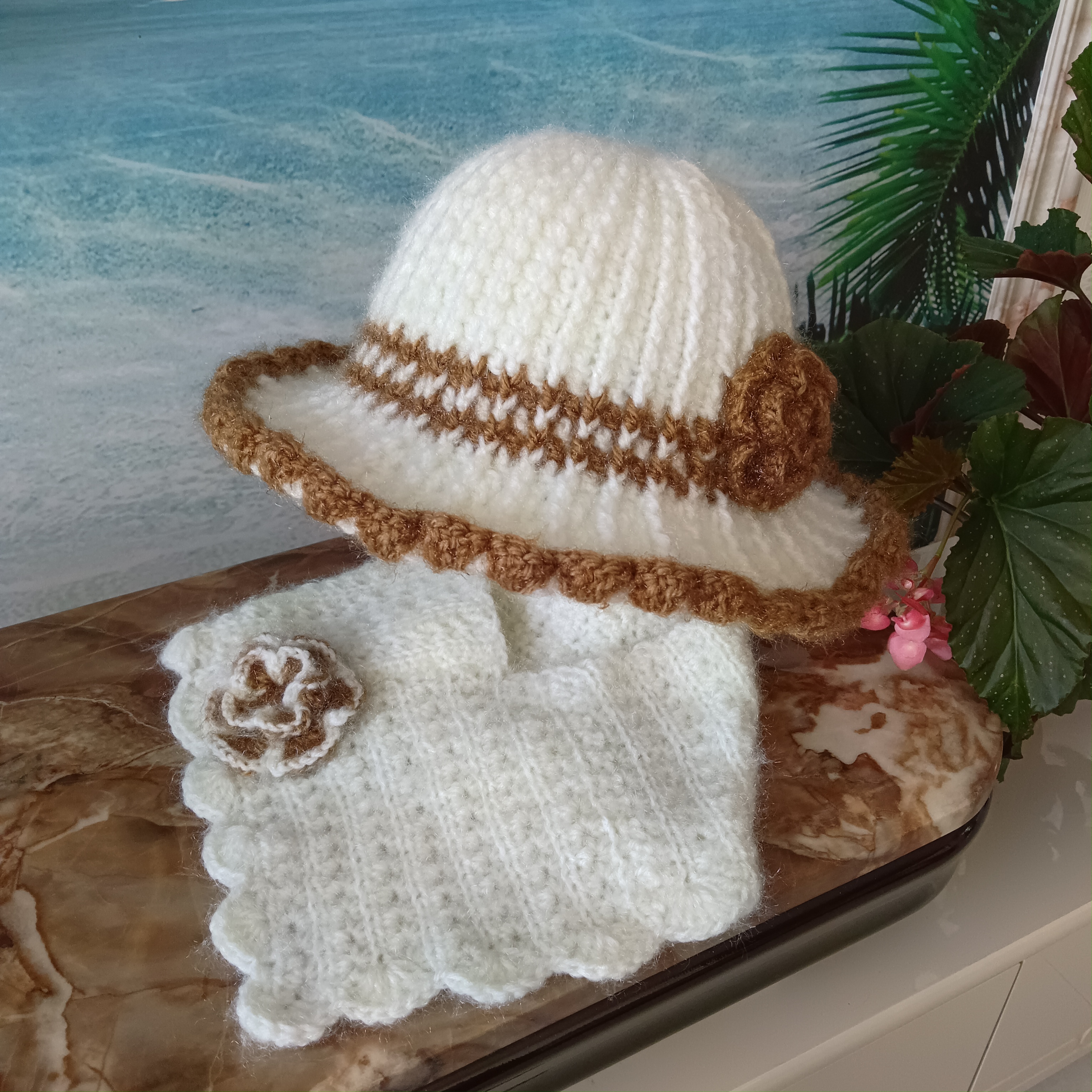 女士秋冬逛街渔夫帽，手工毛线帽，保暖时尚百搭。