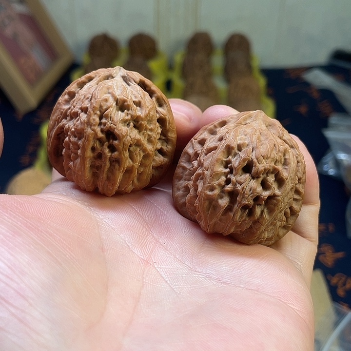 文玩核桃吊坠练手麻核桃40