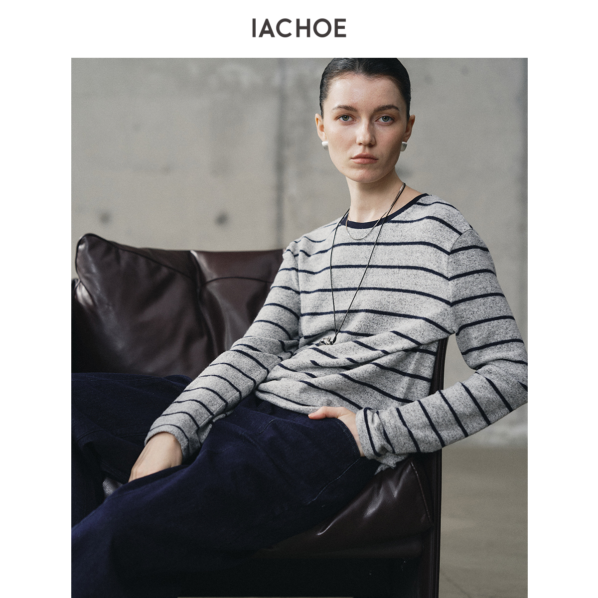 IACHOE灰底蓝条长袖T恤3661501004