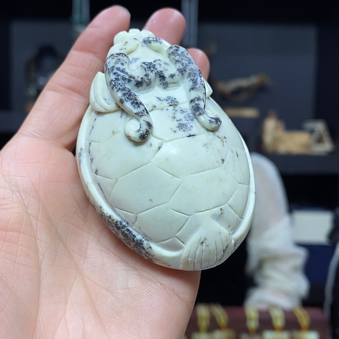 岫玉挂件吊坠手把未镶嵌