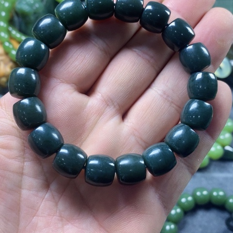 未镶嵌手链和田玉S****7